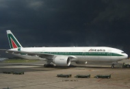Alitalia, British Airways denuncia. «Sono aiuti di Stato»