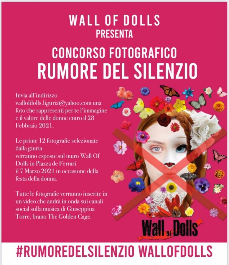 Genova mostra fotografica nazionale. Wall of Dolls in Piazza de Ferrari