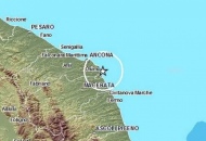 Terremoto, scossa 4.4 a largo di Ancona. Cade costone roccia da Monte Conero