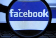Perugia: arrestato imprenditore adescava minorenni su Facebook