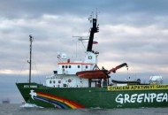 In Russia inchiesta per pirateria contro i dimostranti di Greenpeace