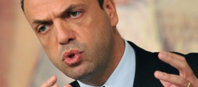 Alfano: «Esterefatti da scelte del Pd. Così si mette il Paese in ginocchio»