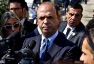 Funerali vittime Lampedusa. Alfano contestato e portato via