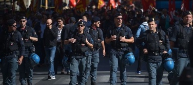 Antagonisti in piazza, Roma si blinda. Pericolo black bloc al corteo dei No Tav