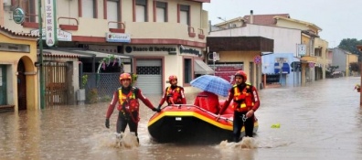 Alluvione in Sardegna, 16 vittime. Riprese le ricerche del disperso