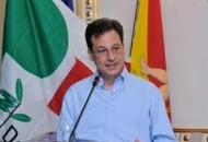 Il Pd siciliano molla Crocetta. «Non esiste più una maggioranza»