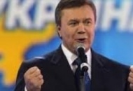 La Crimea in mano a forze armate. Yanukovich dice «governo illegittimo»