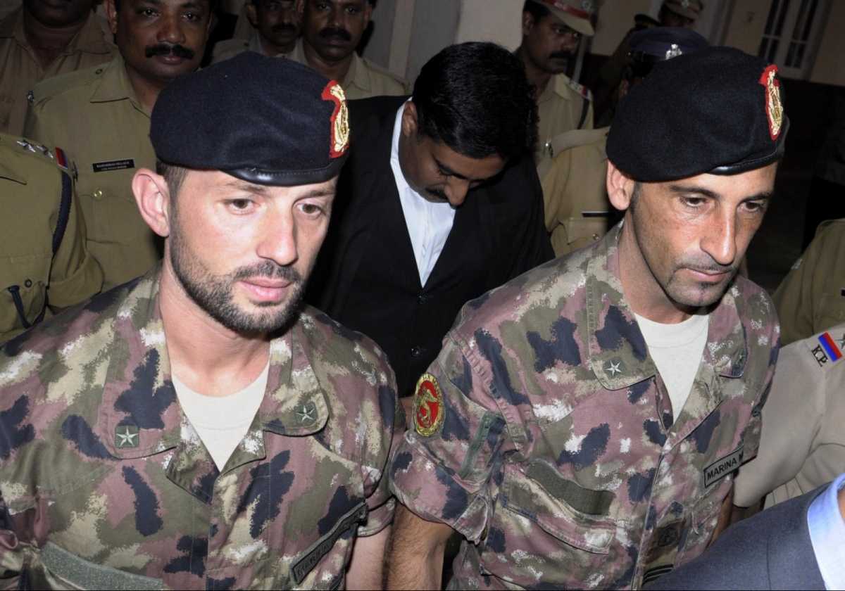 Processo ai marò in India, rinvio l'Italia non presenterà i militari in tribunale