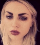 Frances Bean Cobain una lezione a Lana