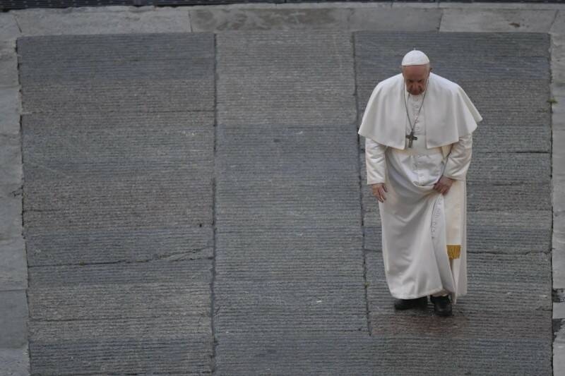 "Svegliati Signore, la nostra fede e debole e siamo timorosi" ha detto il Papa