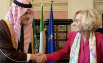 Il ministro degli Affari esteri, Emma Bonino e il suo omologo principe Faisal Al-Saud a Villa Madama